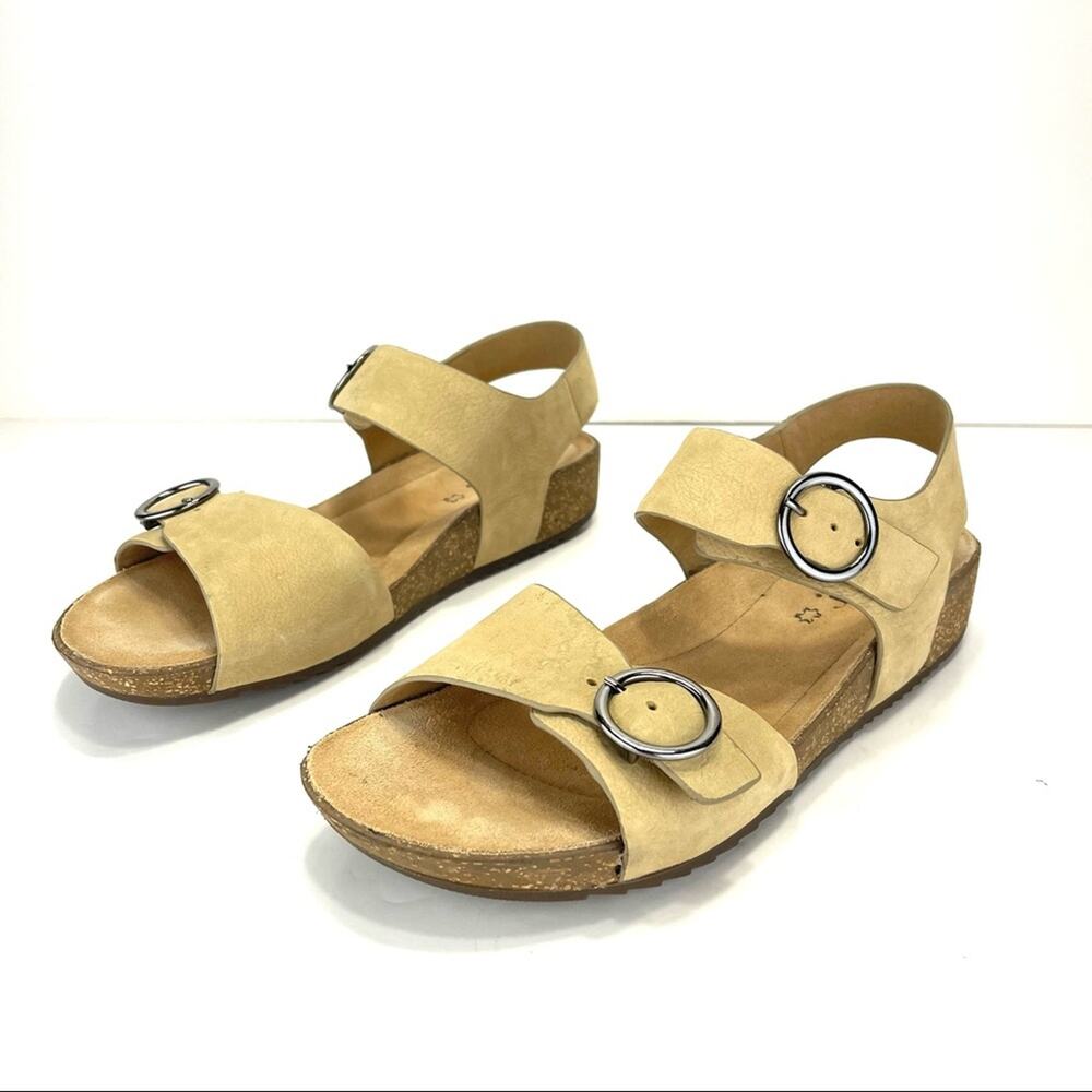 Hotter Tourist Women Flat Sandal Size 9 Tan Suede Adjustable Straps Cushioned